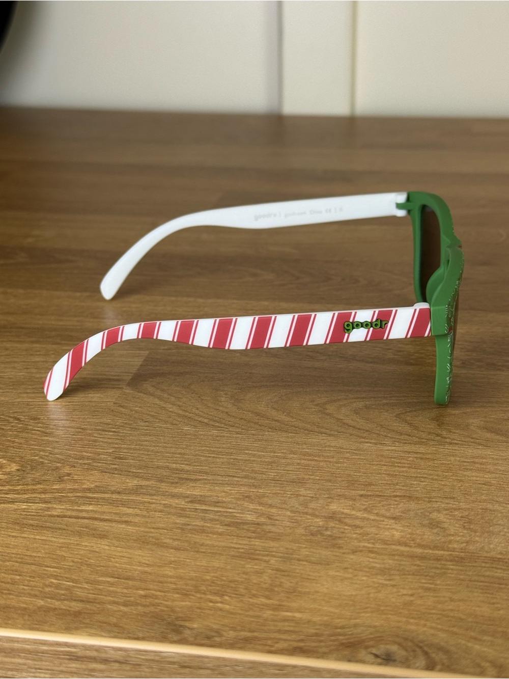 goodr OG Polarized Sunglasses Santa Is not Real Holiday Edition - Picture 10 of 10